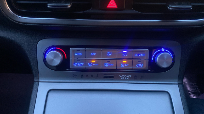 Hyundai KONA 100kW Premium 39kWh 5dr Auto Electric Hatchback